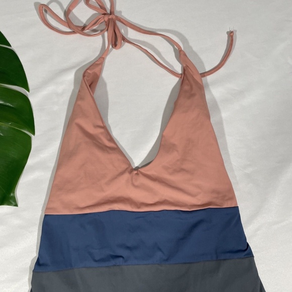 NWT Tavik [ Small ] Chase Colorblock One-Piece Swimsuit Desert Rose/‎ Grey - Picture 6 of 11